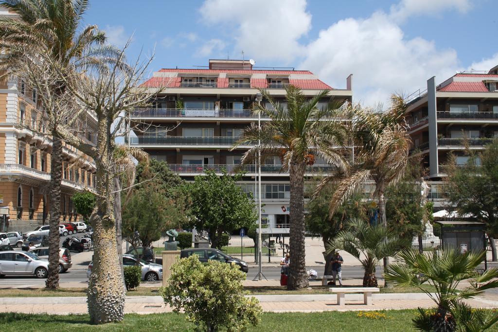La Casa Sul Mare Bed & Breakfast Civitavecchia Dış mekan fotoğraf